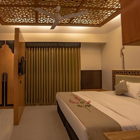 Ra Residence - Agarwal Group Of Hotels Púna Exteriér fotografie
